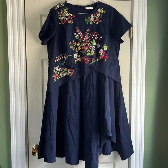 Wayward Fancies eShakti Asymmetric Hem Floral Embellished Poplin Dress embroider - Picture 2 of 9